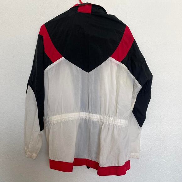 Vintage black, white, and red nike windbreaker jacket - Picture 5 of 5